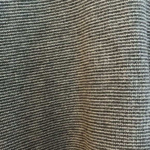 johnnie-O Clayton Henley Sweater Men's Small Gray Merino Wool Cotton Knit Golf - Picture 4 of 6